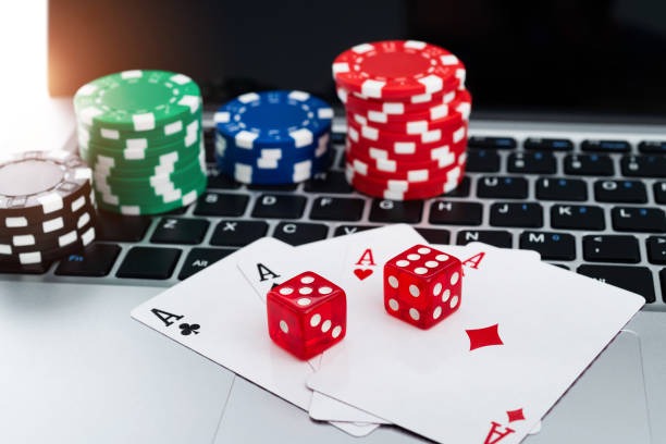 slotmacau BandarQ table showing hand rankings chart and dealer qualification rules